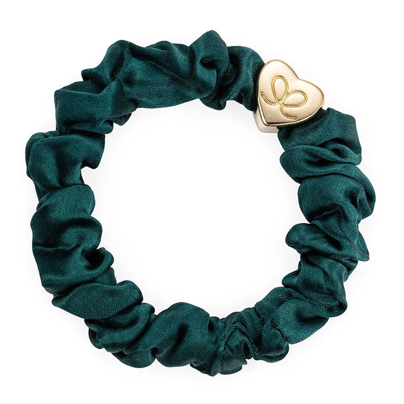 Chouchou bracelet en soie 100 % mûrier vert bouteille By Eloise Charm coeur doré