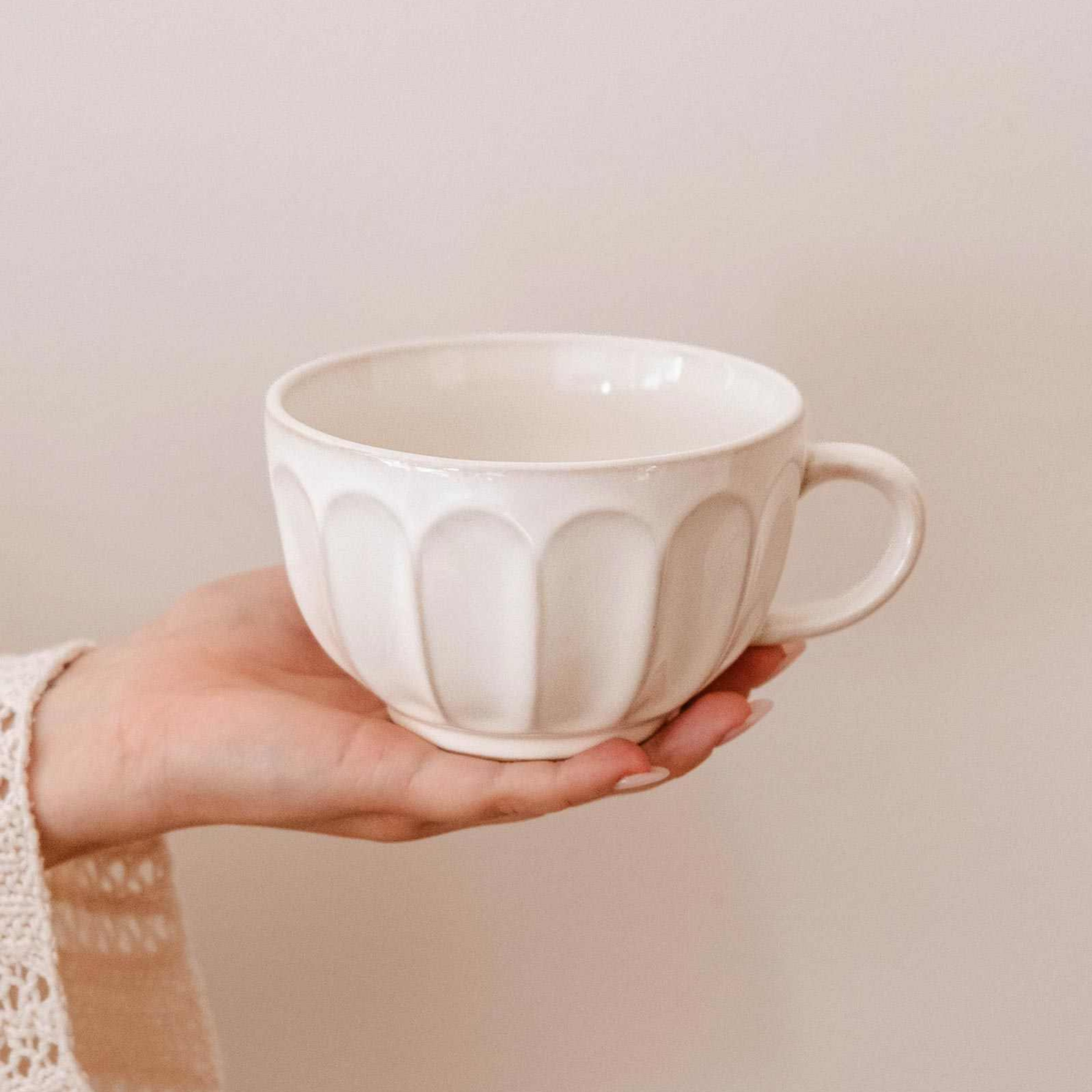 Tasse à café latté cannelée - Glaçure réactive | Mimi & August