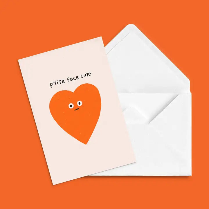 Carte de souhait P’tite face cute Anne-Julie Dudemaine coeur rouge content
