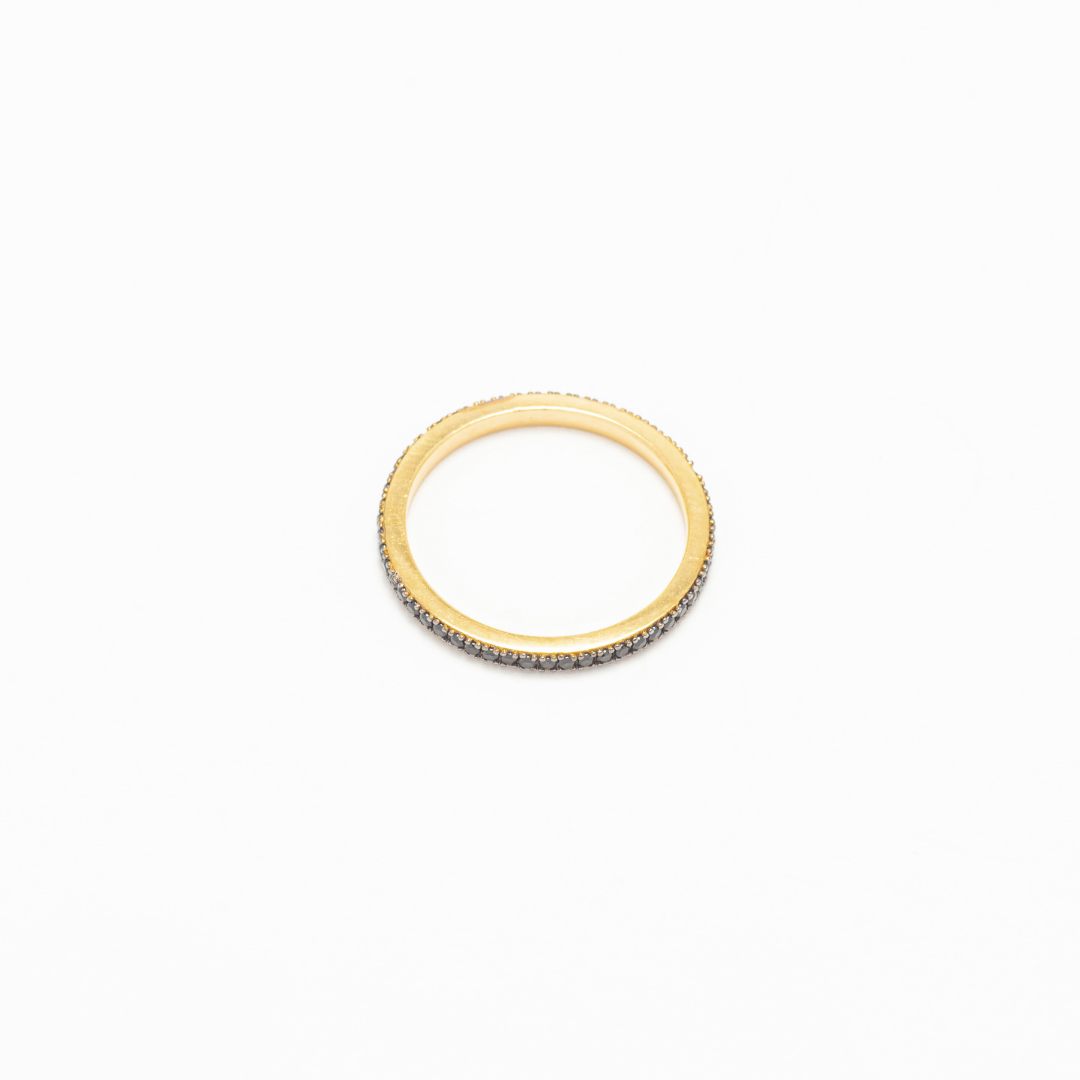 Bague or infini cristal noir